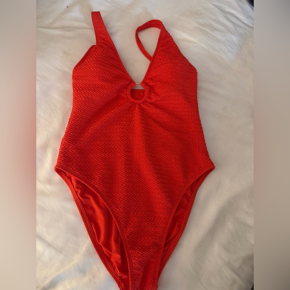 NWT Shade & Shore Red/Orangish Textured One-Piece Swimsuit with Front Ring